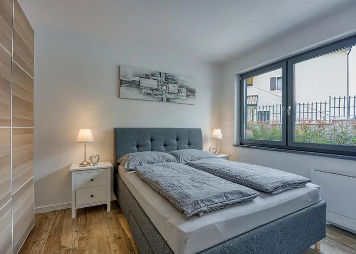 Casa Ella With Private Pool Apartman