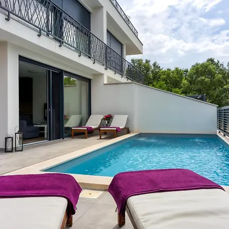 Casa Ella With Private Pool Porec