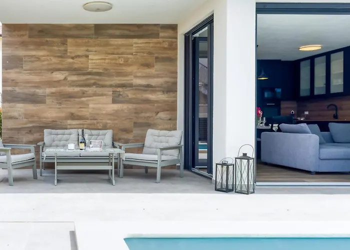 Casa Ella With Private Pool *