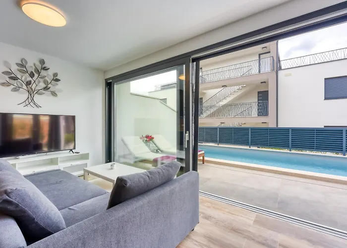 Casa Ella With Private Pool