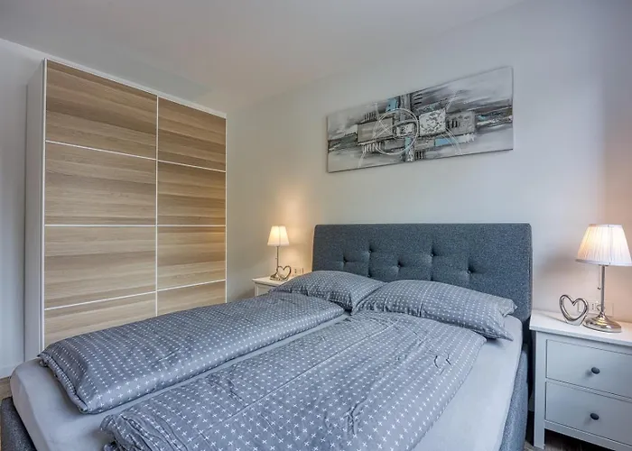 Casa Ella With Private Pool Apartment